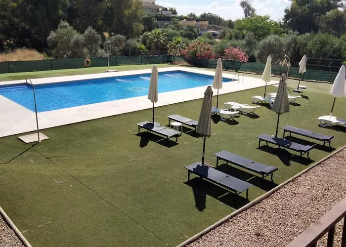 Apartamentos Turísticos La Castilleja